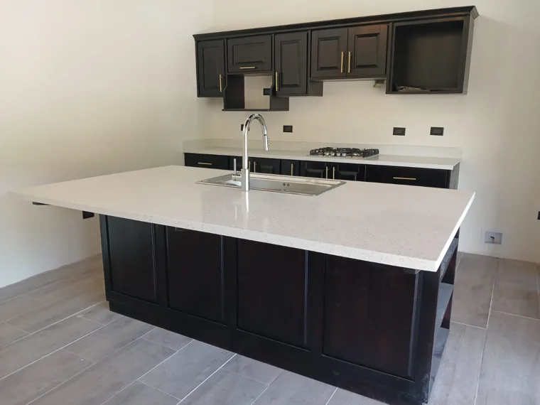 Superficie y detalles de cocina