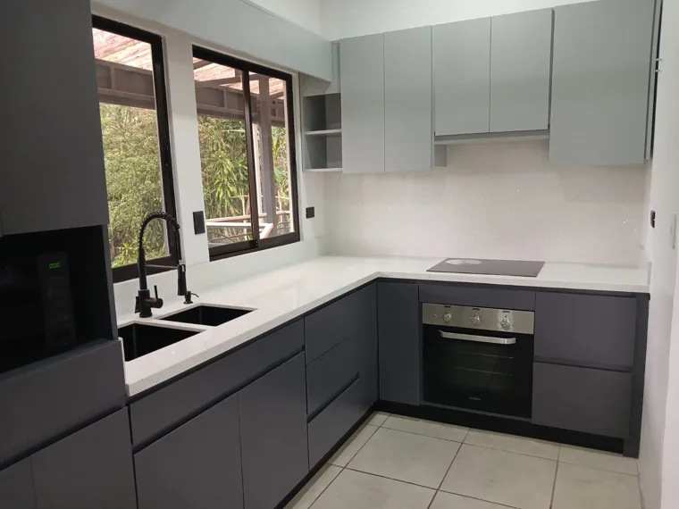 Superficie y detalles de cocina