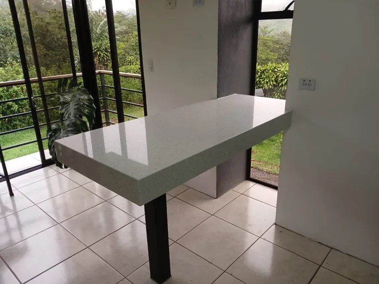 Superficie y detalles de cocina